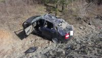 В результате ДТП на Серовской трассе 4 человека пострадали в машине, управляемой водителем без прав (фото)