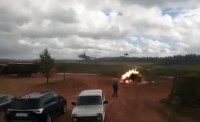 На учениях «Запад-2017» вертолет дал залп по зрителям (видео)