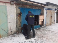 В Нижнем Тагиле ФСБ задержала банду торговцев оружием (фото)