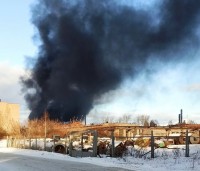 На Северном шоссе снова горели цистерны с битумом – дым был виден даже из центра города (фото)