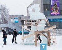В Нижнем Тагиле начали строить ледовый городок (фото)