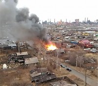 Один собственник – в Беларуси, другой – в тюрьме: в Нижнем Тагиле сгорел брошенный дом (фото)