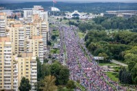 В Беларуси «Марш единства» собрал около 100 тысяч человек. Были задержаны более 150 демонстрантов