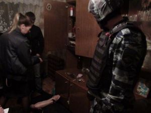 Сварщик ВГОКа организовал наркопритон на Тагилстрое