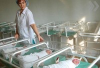 Сокращение медицинских работников в родильном доме №1 Нижнего Тагила связали со снижением рождаемости