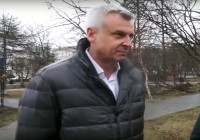 Носов прилетел в Магадан в образе Лужкова и уже дал первое интервью (фото, видео)