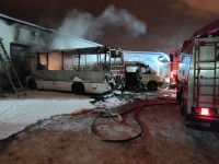 В Нижнем Тагиле снова сгорел автобус ПАЗ (фото)