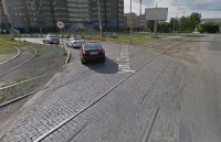 На многострадальном перекрестке улиц Островского-Ломоносова заменят трамвайную брусчатку. Для этого будут перекрывать движение по ночам