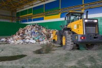 Некуда будет вывозить: полигоны не спешат присоединяться к «мусорной» реформе, по которой жителям придется платить за отходы по «подушевому» тарифу