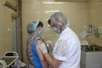 В Нижнем Тагиле начали ставить прививки от коронавируса