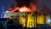 При пожаре в торговом центре в Кемерово погибли более 50 человек. Сигнализация не сработала, посетители оказались заблокированы внутри помещений (фото, видео 18+)