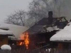 70-летний мужчина погиб при пожаре в частном доме