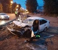 В Нижнем Тагиле водитель, лишённый прав за пьянку, устроил аварию (фото)