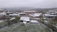 Шел второй день лета: в пригороде Нижнего Тагила выпал снег (фото)