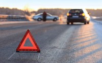 Две аварии с пострадавшими произошли на Свердловском шоссе в один день