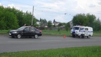 Шестилетняя девочка пострадала в столкновении двух легковушек на Уральском проспекте (фото)
