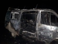 В пригороде Нижнего Тагила сгорела машина скорой помощи, которая возвращалась с вызова (фото)