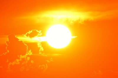 В Свердловской области побит рекорд жары: где теплее всего (разброс в 25°!)