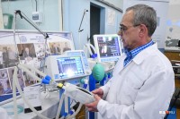США и регионы России отказываются от уральских аппаратов ИВЛ после пожаров в больницах