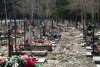 Власти Нижнего Тагила просят не посещать кладбище в Родительский день